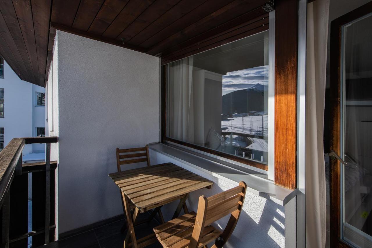 Agrimonia - Moebilierte Ferienwohnung Mit Balkon Davos Exterior foto
