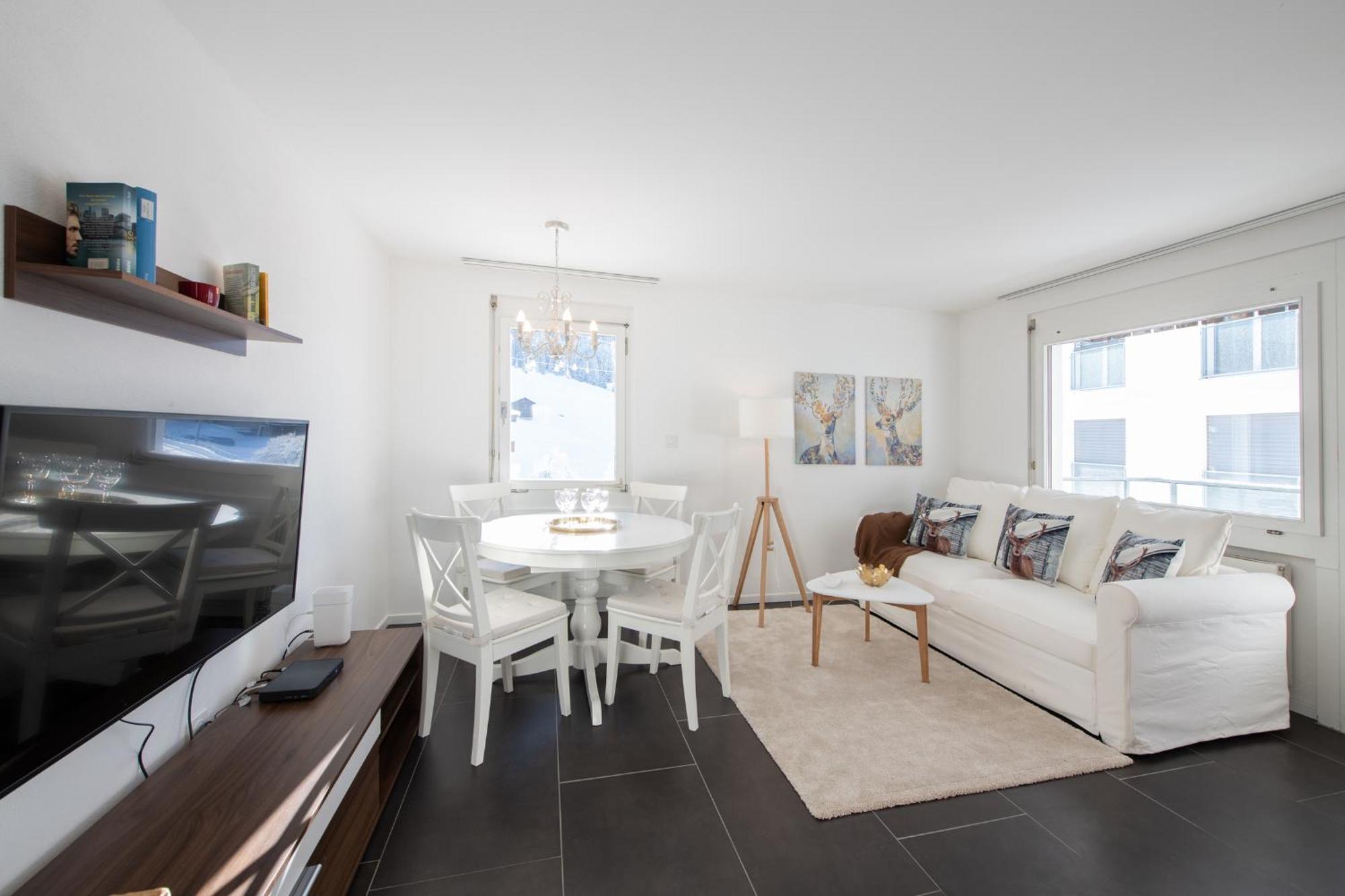 Agrimonia - Moebilierte Ferienwohnung Mit Balkon Davos Exterior foto